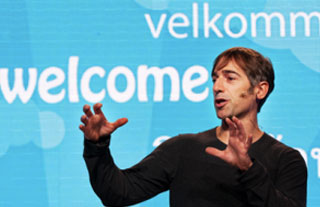Zynga's founder Mark Pincus steps down as products chief; Q1 revenue down over 30%