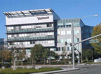 Yahoo to sack one in six staffers, puts core business on sale