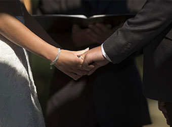 Flipkart & Amazon - Can a marriage work?