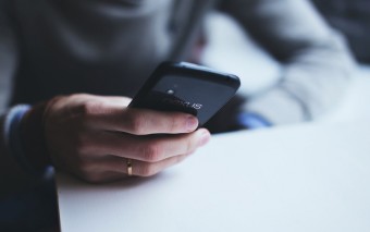 Content sharing platform SHAREit acquires movie app Fastfilmz