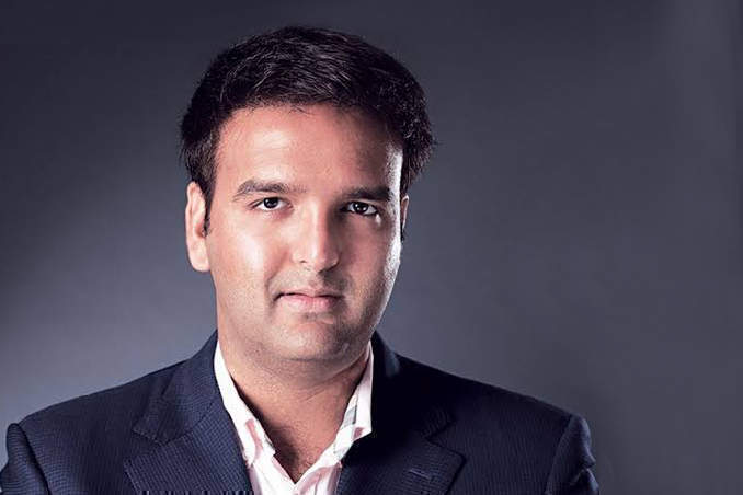 Anand Piramal invests in Snapdeal