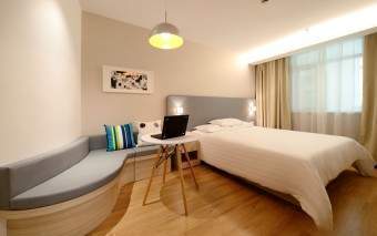 Student housing startup Stanza Living secures Series C funding from Falcon Edge Capital