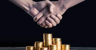 Anushka Sharma, Virat Kohli join investor consortium in Digit Insurance