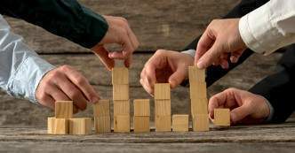 In Brief: LetsVenture launches new platform for investors; Chhattisgarh govt sells liquor online