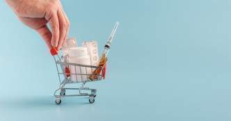 Will Amazon, RIL edge out venture capital-backed startups from the e-pharmacy game?