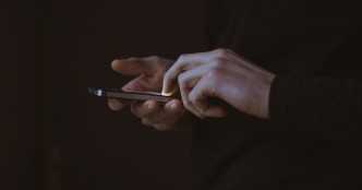Four out of 10 mobile devices prone to attack: Check Point