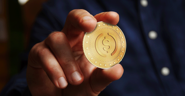 Why prices of TerraUSD and LUNA stablecoins crashed