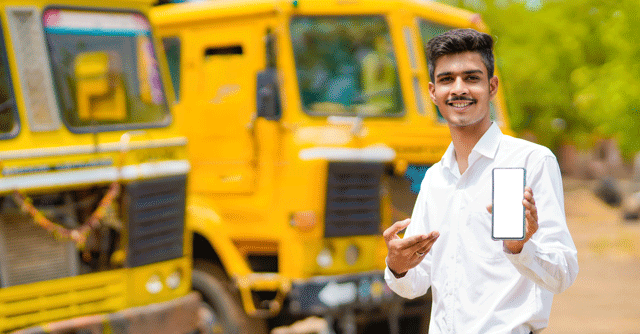 Made in India smartphone shipments grew 7% in Q1 2022
