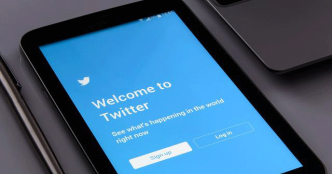 Now both iOS and Android users can use Twitter's closed caption toggle